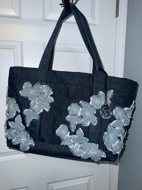 Michael Kors Handbags - Michael Kors Dark Denim Tote with Light Blue Floral matching clutch